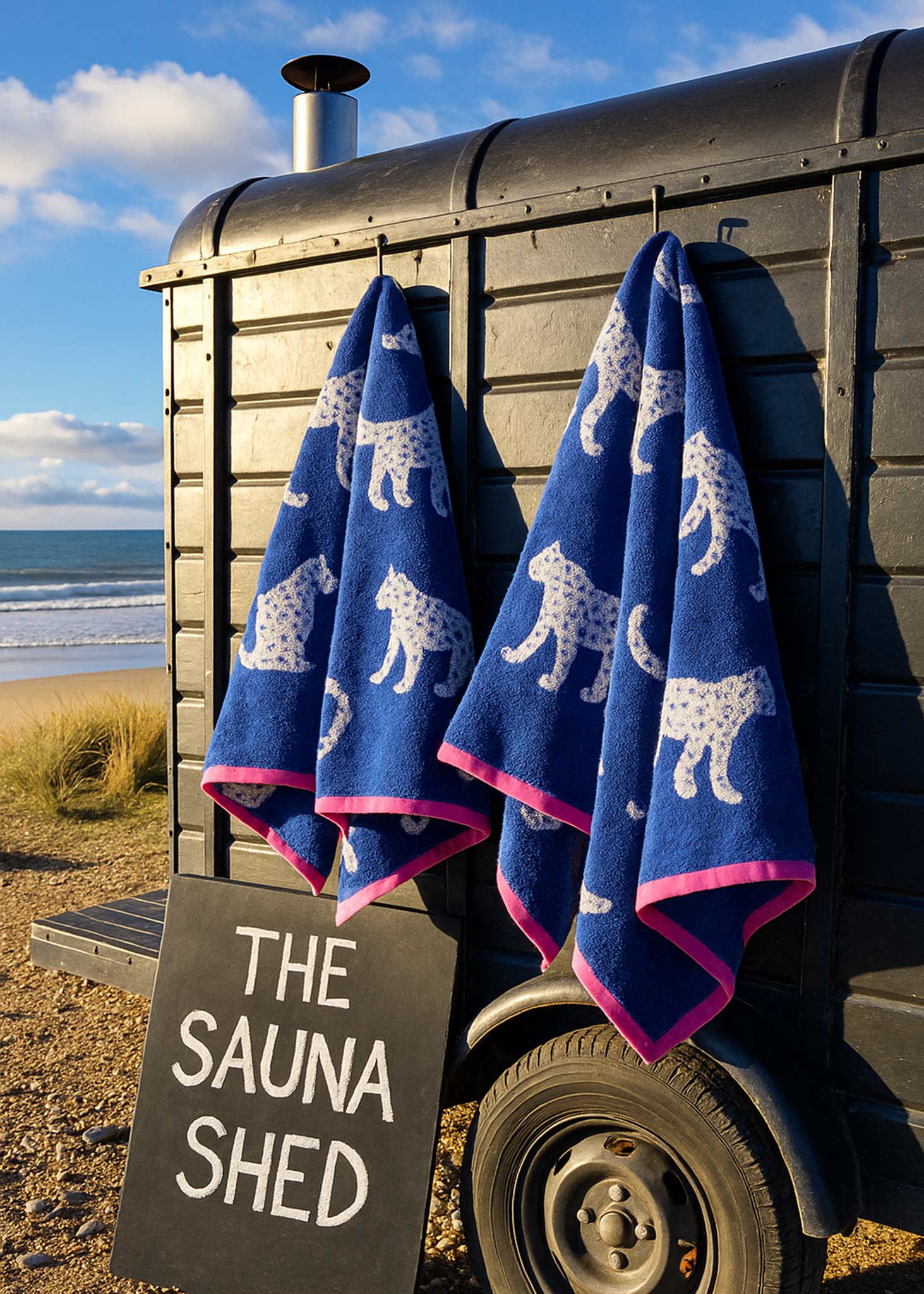 Snow Leopards Organic Cotton Towels: Bath/beach Towel