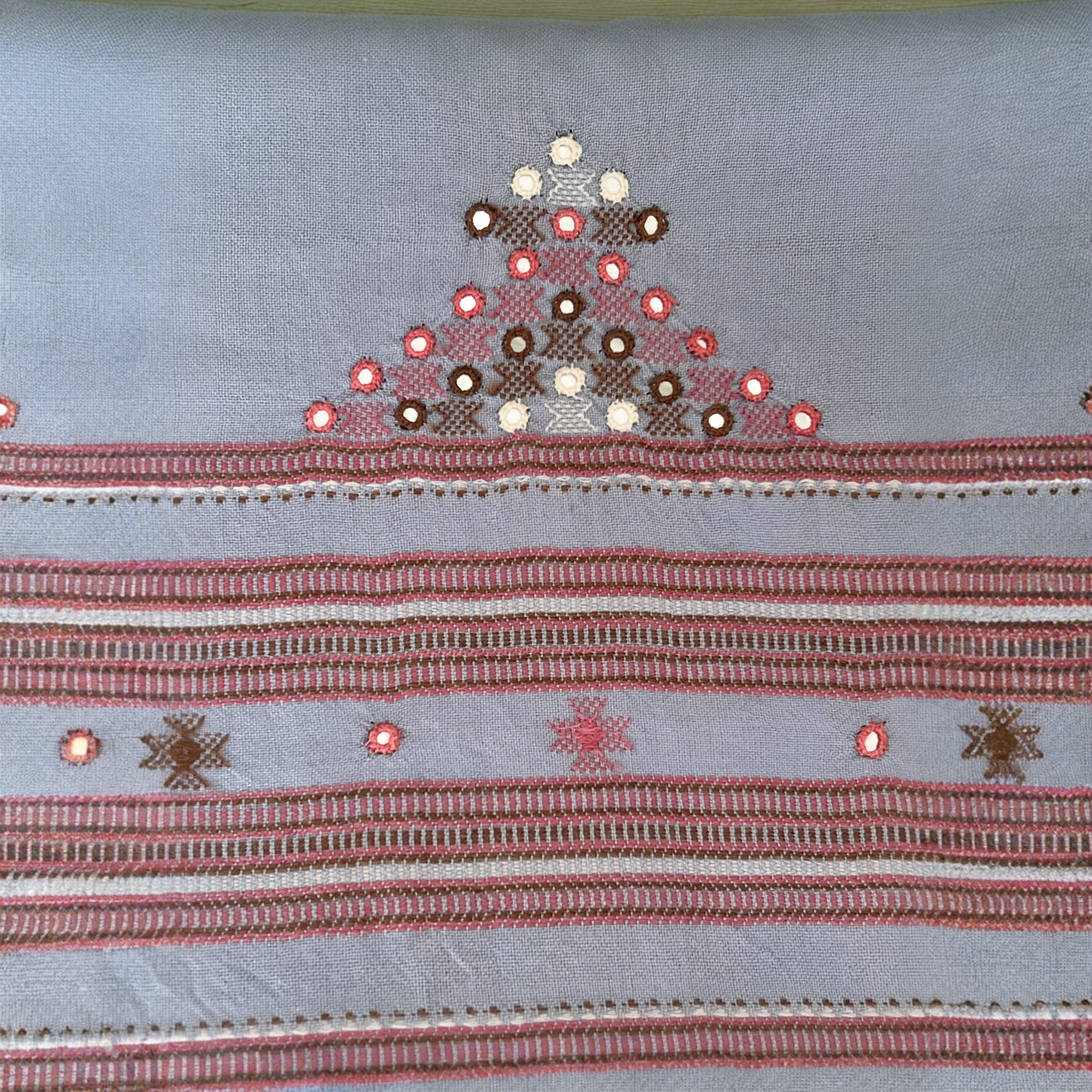 Handloom Pure Fine Wool Stole